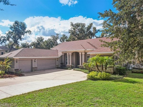 11325 HIDDEN VALLEY LANE, RIVERVIEW, FL 33569