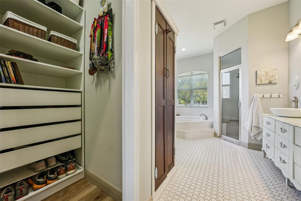 11325 Hidden Valley Lane, Riverview, FL 33569 Photo