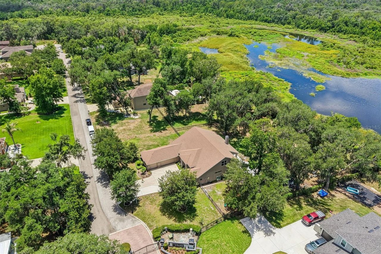 11325 Hidden Valley Lane, Riverview, FL 33569 Photo