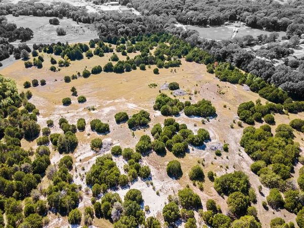 1198 S Clark Road , Cedar Hill, TX 75104