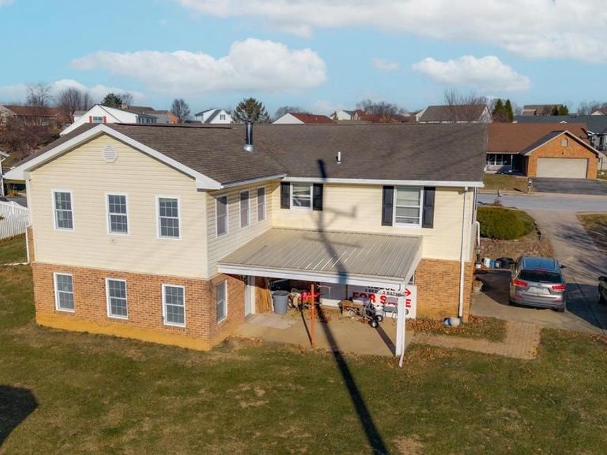 408 Carolle St, Greencastle, PA 17225 Main Photo