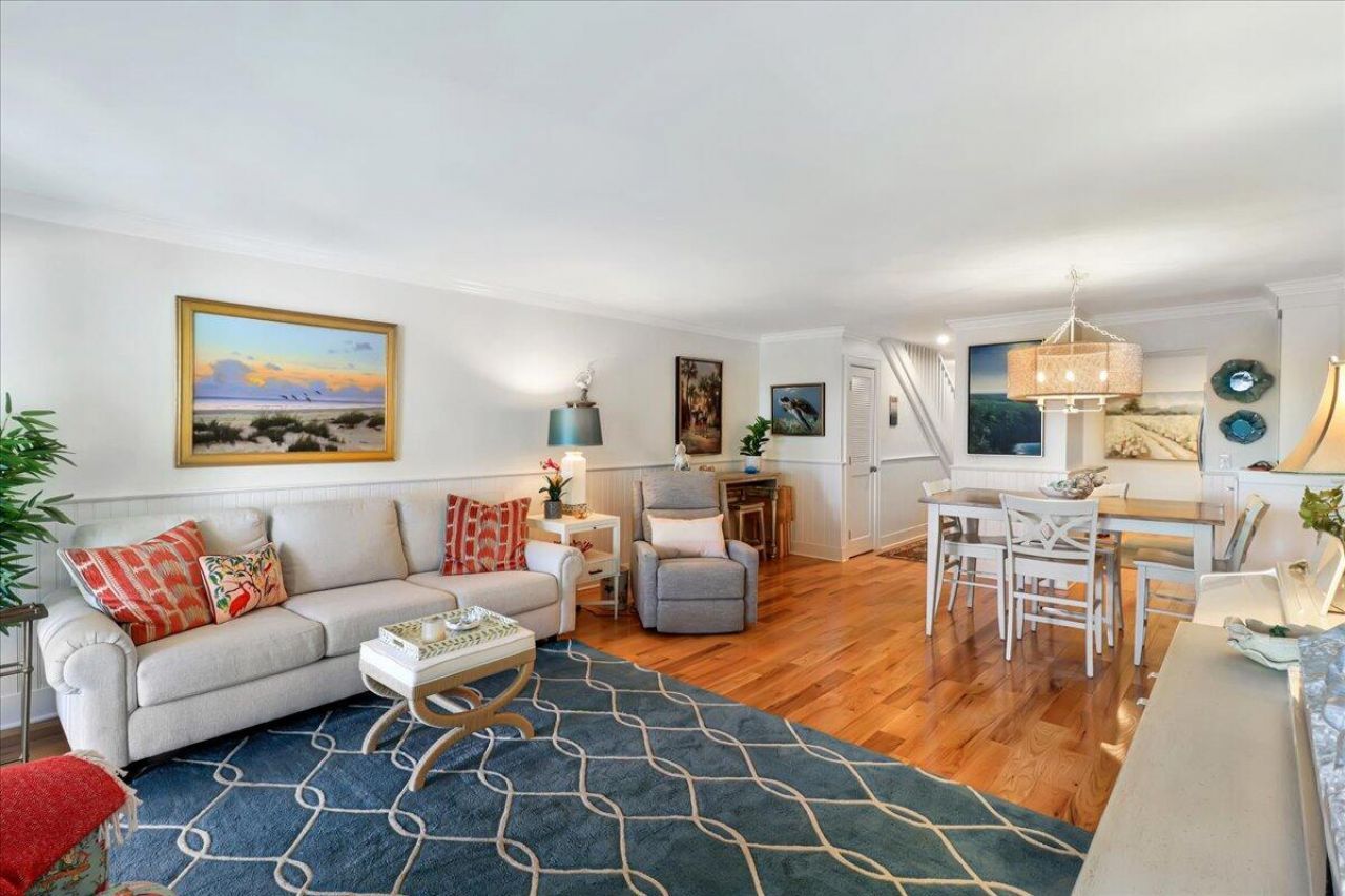 57 Beach Club Villas Photo 4