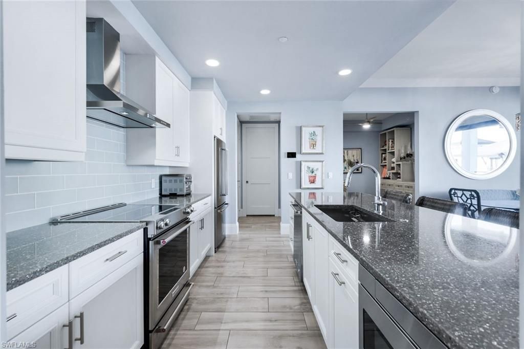 1035 3rd Ave S, Unit 406, Naples, FL 34102 Photo