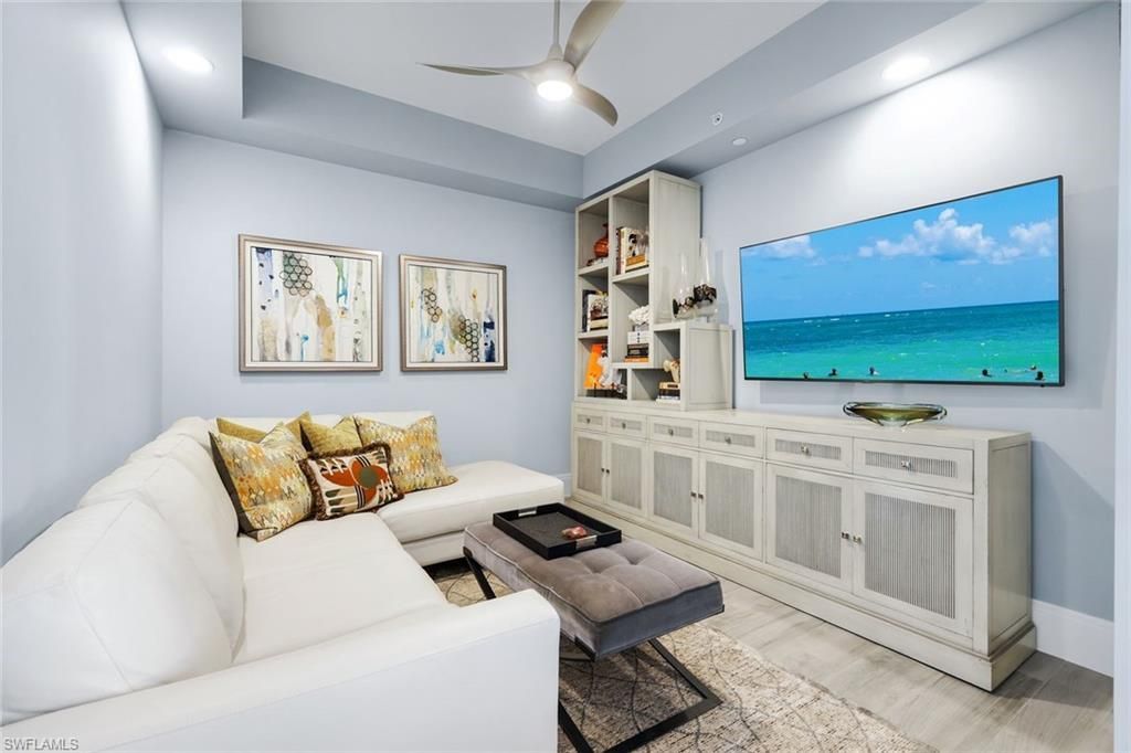 1035 3rd Ave S, Unit 406, Naples, FL 34102 Photo