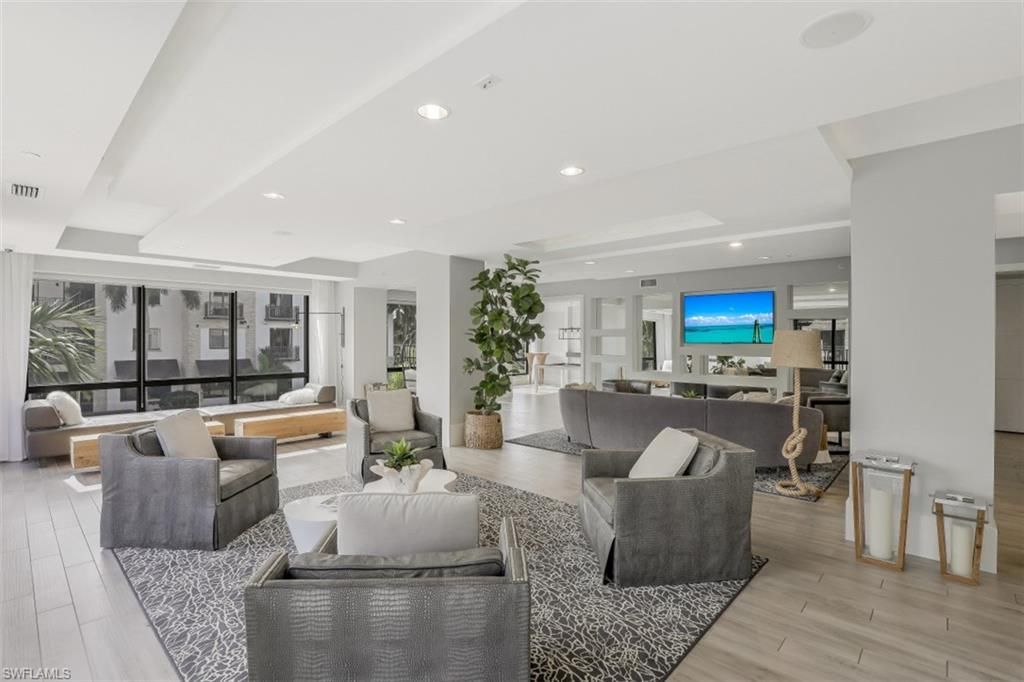 1035 3rd Ave S, Unit 406, Naples, FL 34102 Photo