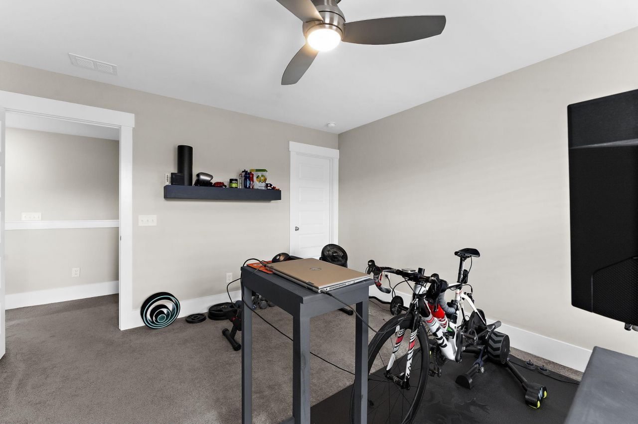 1912 Duford Road Photo 26