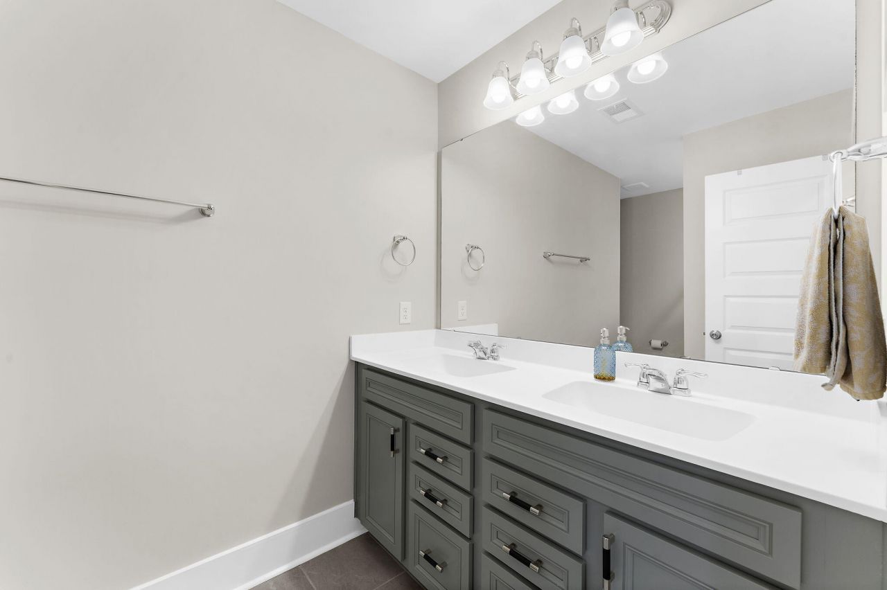 1912 Duford Road Photo 27