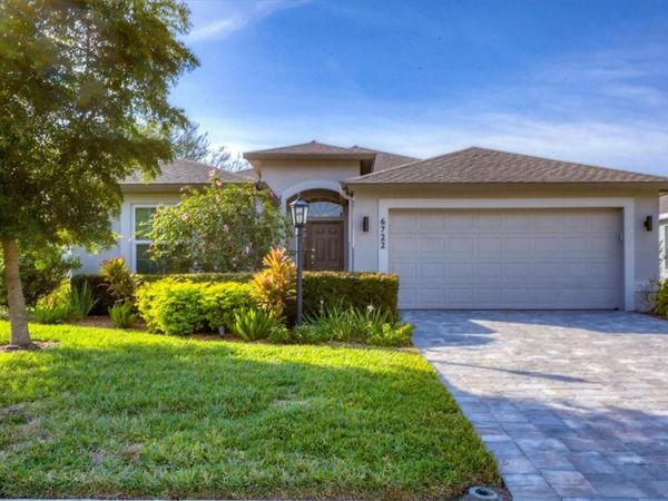 6722 W COUNTRY CLUB LANE, SARASOTA, FL 34243