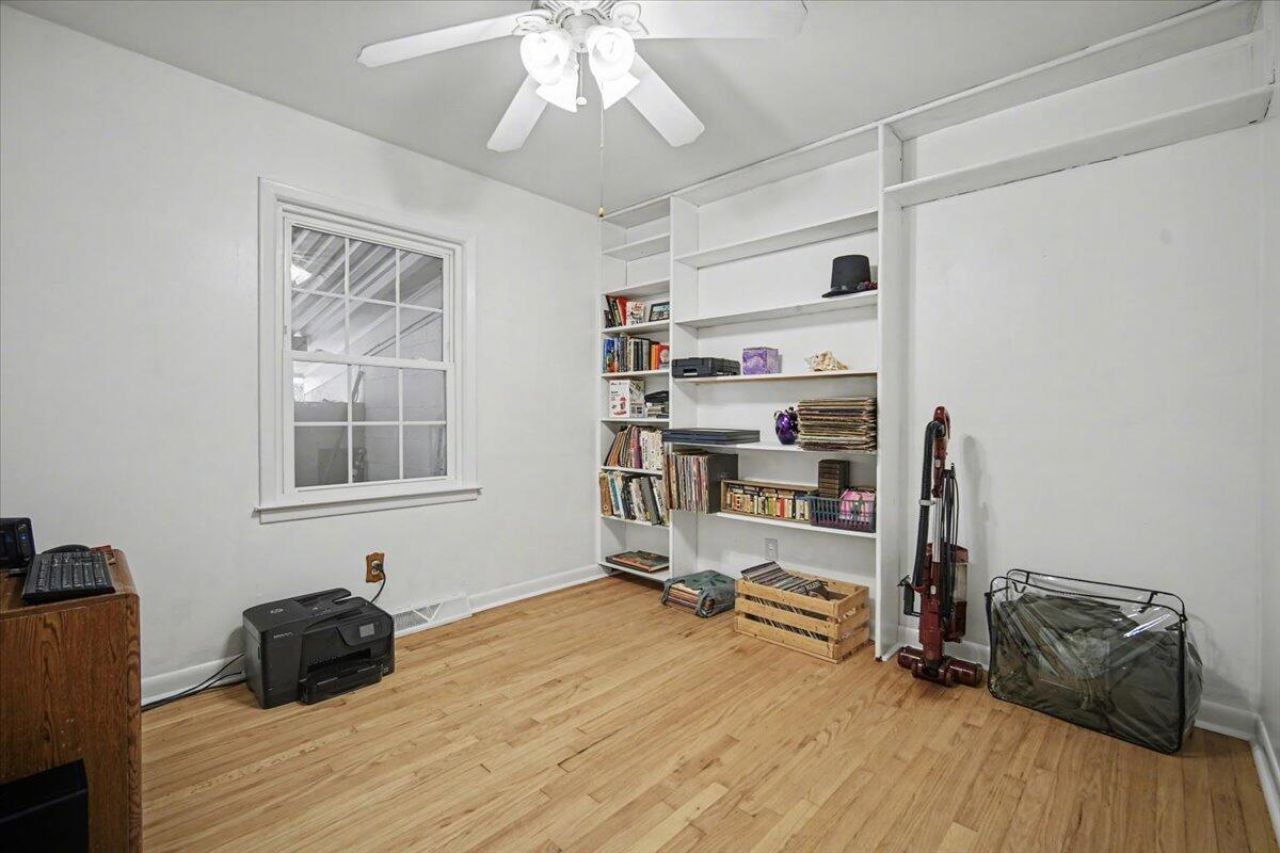 1225 Hillside Drive Photo 16