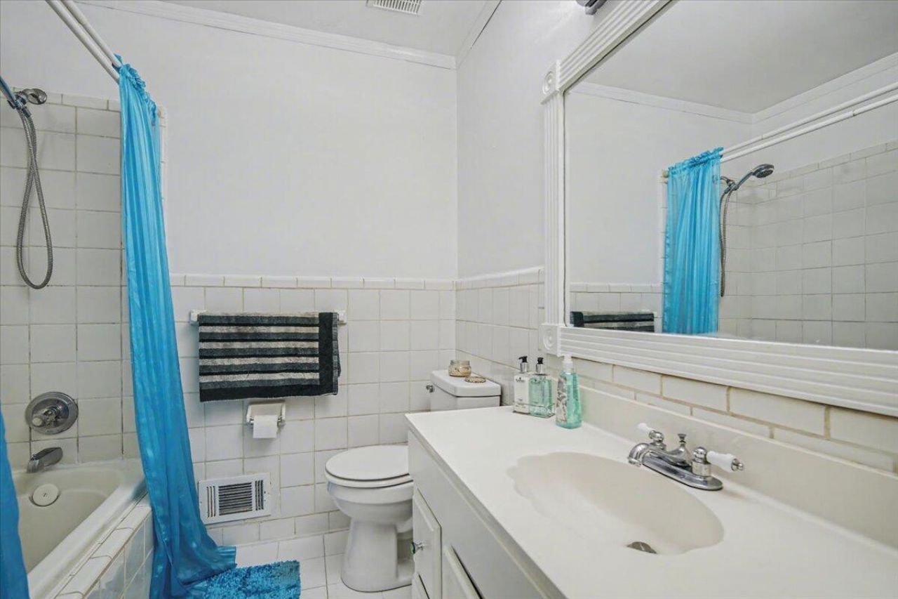 1225 Hillside Drive Photo 18