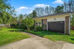 1225 Hillside Drive photo 4