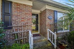 1225 Hillside Drive photo 4