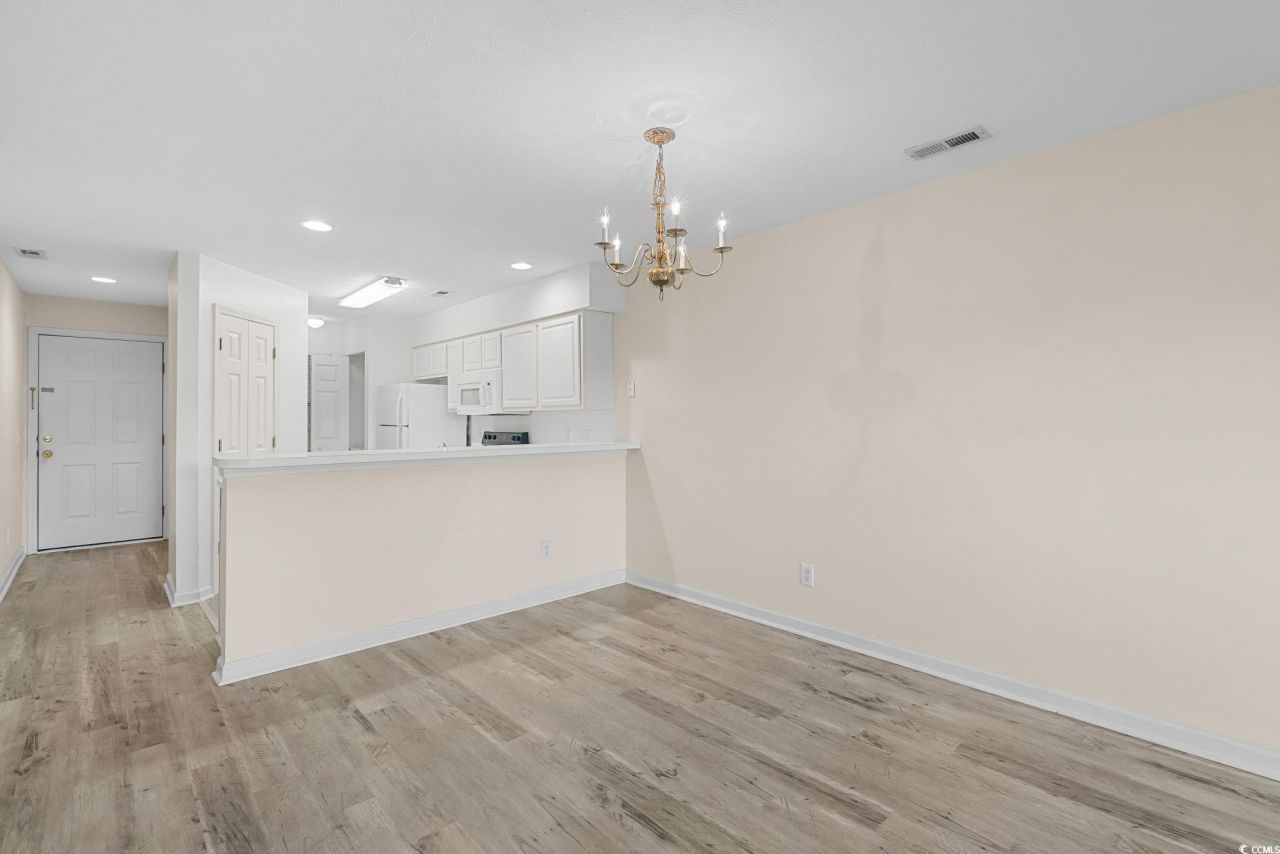 412 Pinehurst Ln. Photo 7