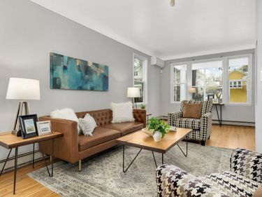 2518 Thomas Avenue N, Minneapolis, MN 55411