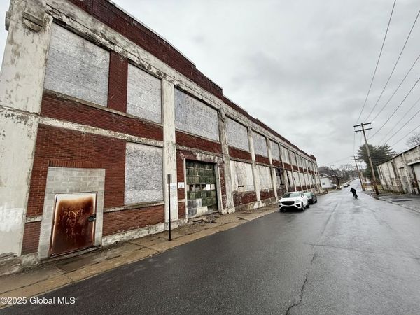 80 Lincoln Street, Gloversville, NY 12078