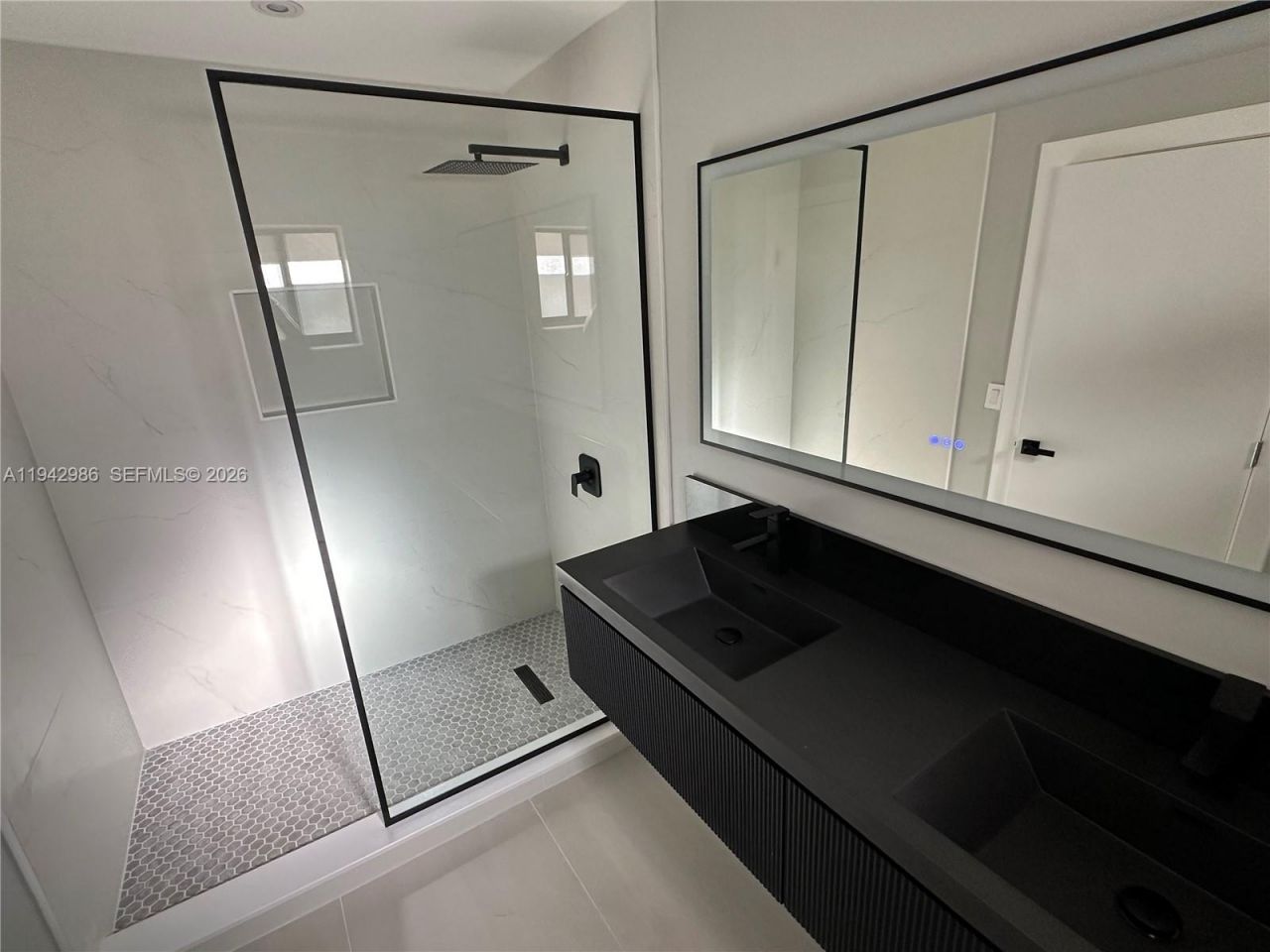 9853 Costa Del Sol Blvd, Unit 103-F, Doral, FL 33178 Photo