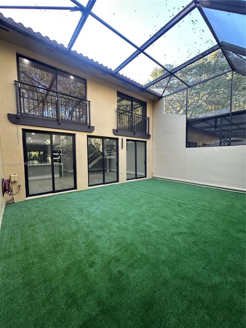 9853 Costa Del Sol Blvd, Unit 103-F, Doral, FL 33178 Photo