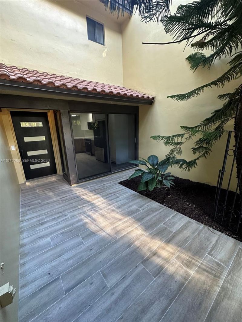 9853 Costa Del Sol Blvd, Unit 103-F, Doral, FL 33178 Photo