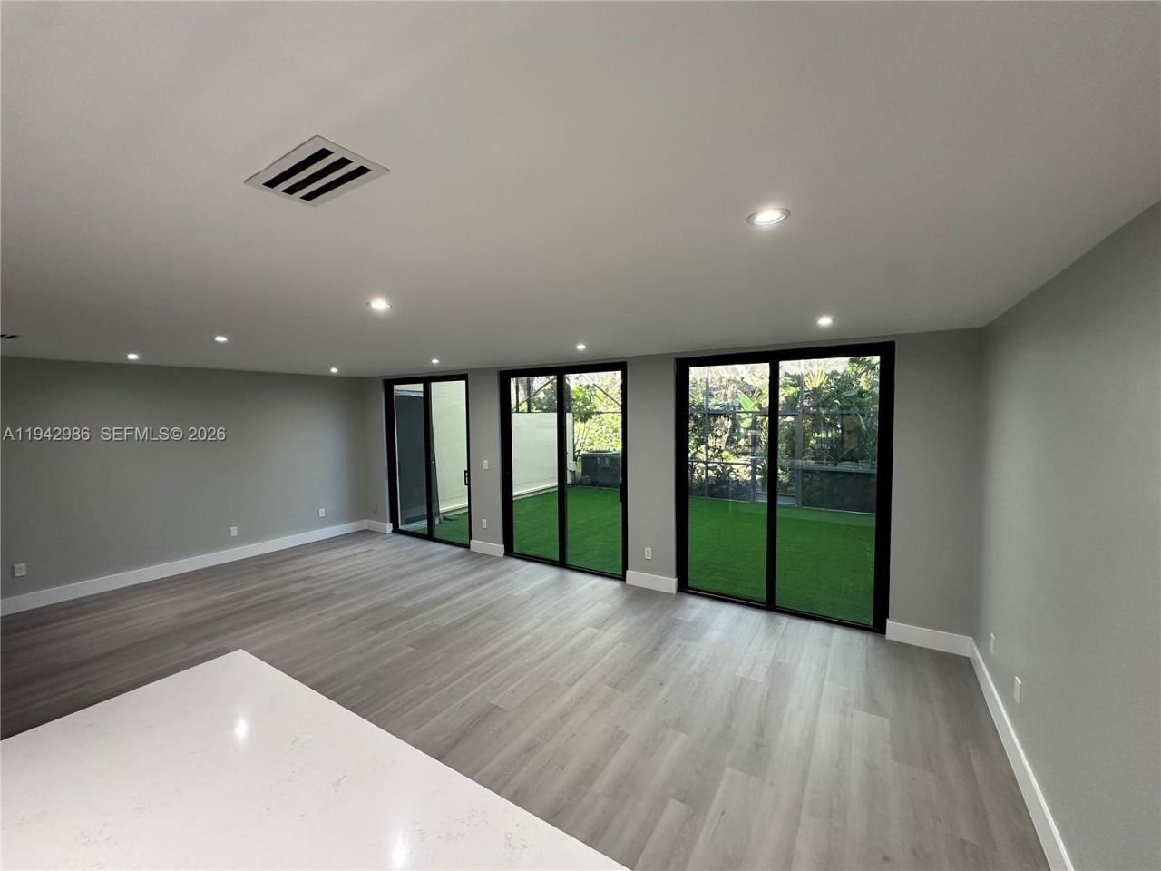 9853 Costa Del Sol Blvd, Unit 103-F, Doral, FL 33178 Photo