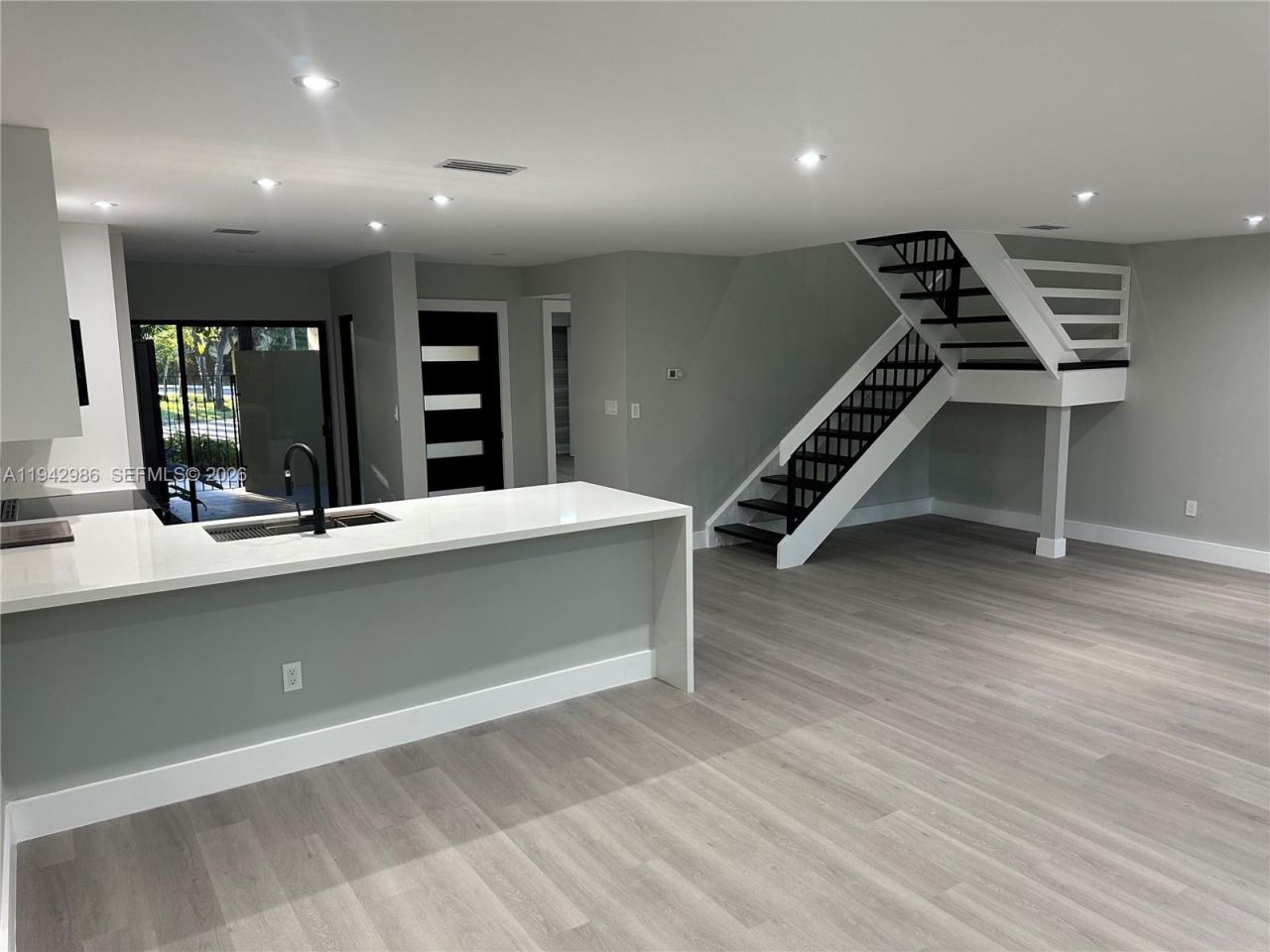 9853 Costa Del Sol Blvd, Unit 103-F, Doral, FL 33178 Photo