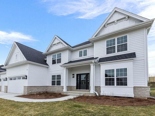 2004 Oldfield Road, Darien, IL 60561