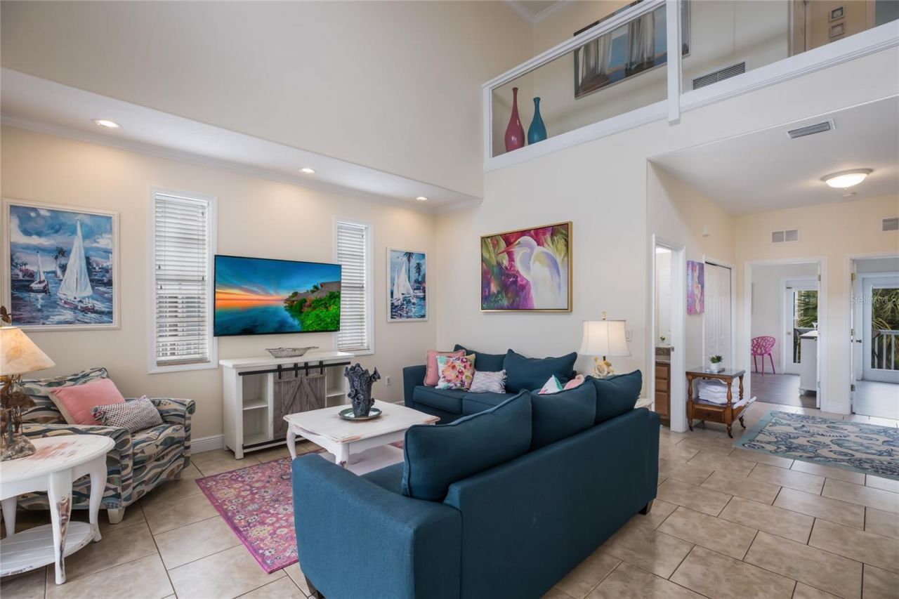 316 64th St, Holmes Beach, FL 34217 Photo