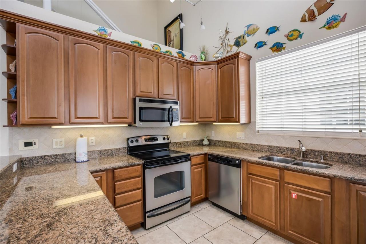 316 64th St, Holmes Beach, FL 34217 Photo