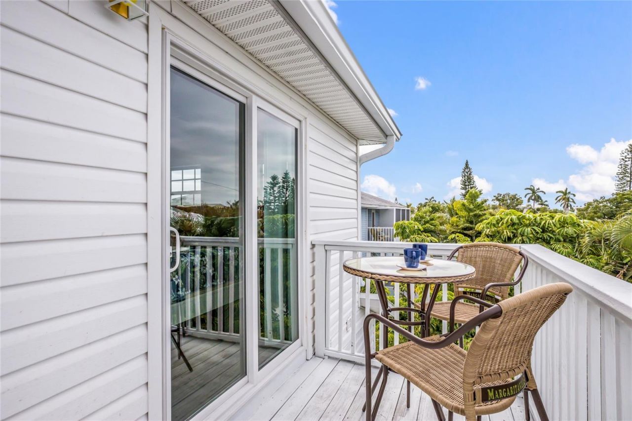 316 64th St, Holmes Beach, FL 34217 Photo