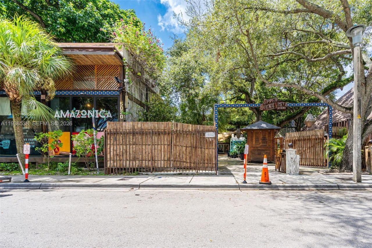 67 NE 44th St, Miami, FL 33137 Photo