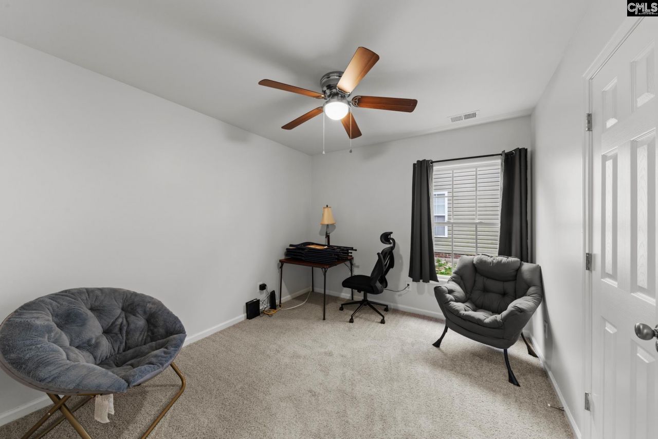 270 Gardenwalk Drive  Photo 18