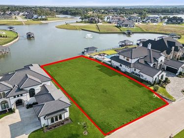 6137 Lakeside Drive, Fort Worth, TX 76179