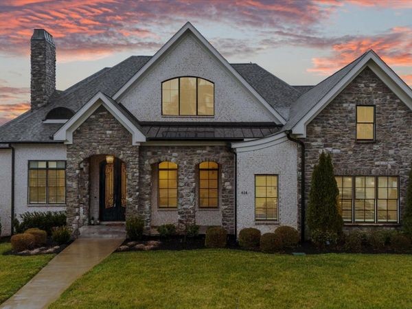 614 Barnsley Rd, Knoxville, TN 37934