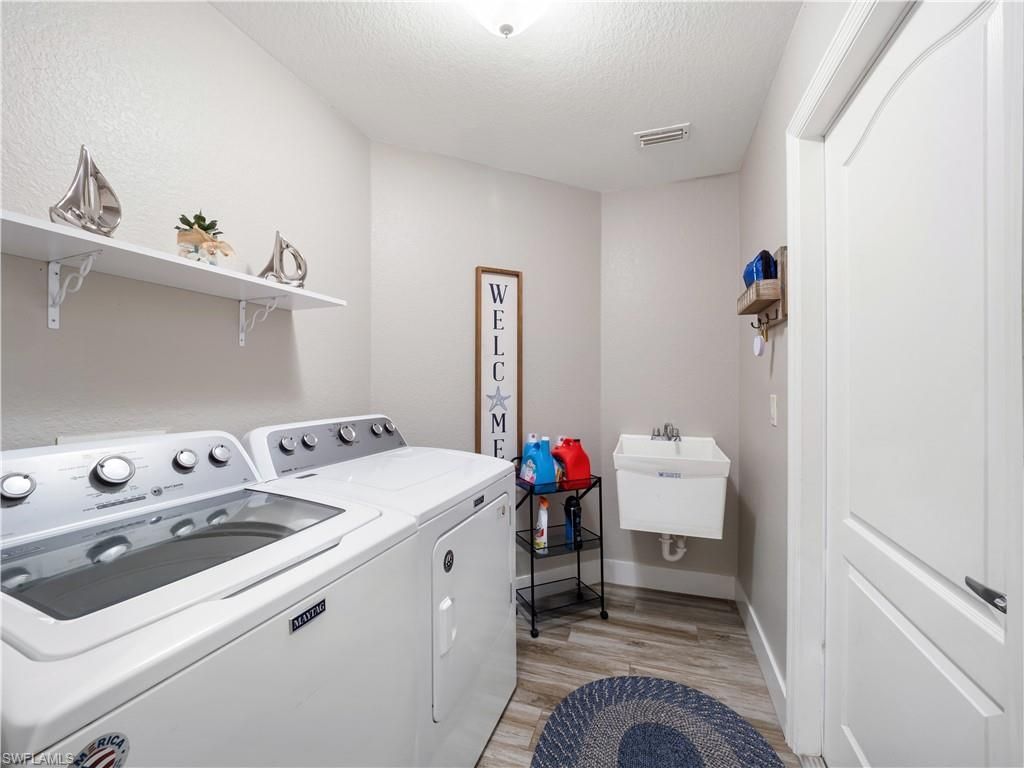 3109 SE 18th Pl, Cape Coral, FL 33904 Photo