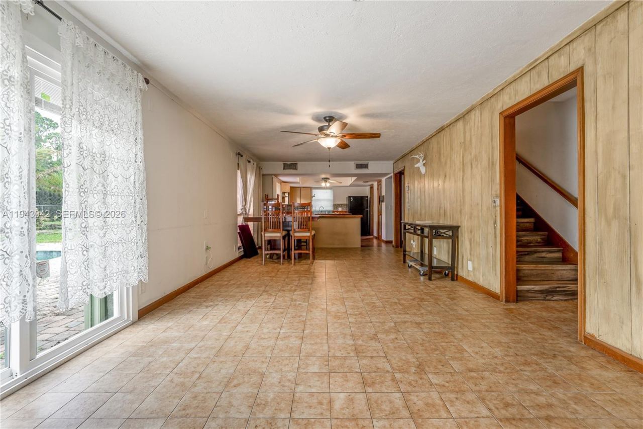 576 Marshall Rd, West Palm Beach, FL 33413 Photo