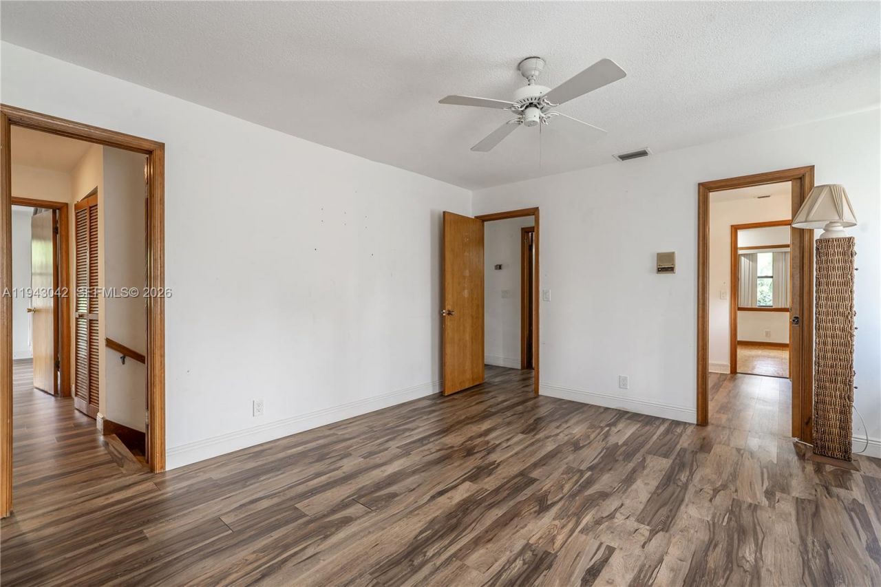 576 Marshall Rd, West Palm Beach, FL 33413 Photo