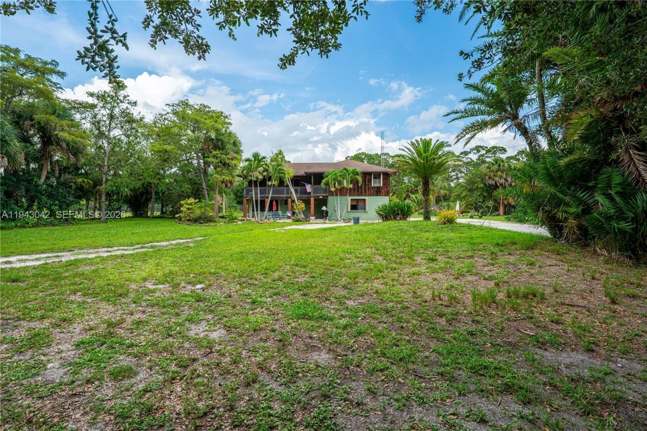 576 Marshall Rd, West Palm Beach, FL 33413 Photo