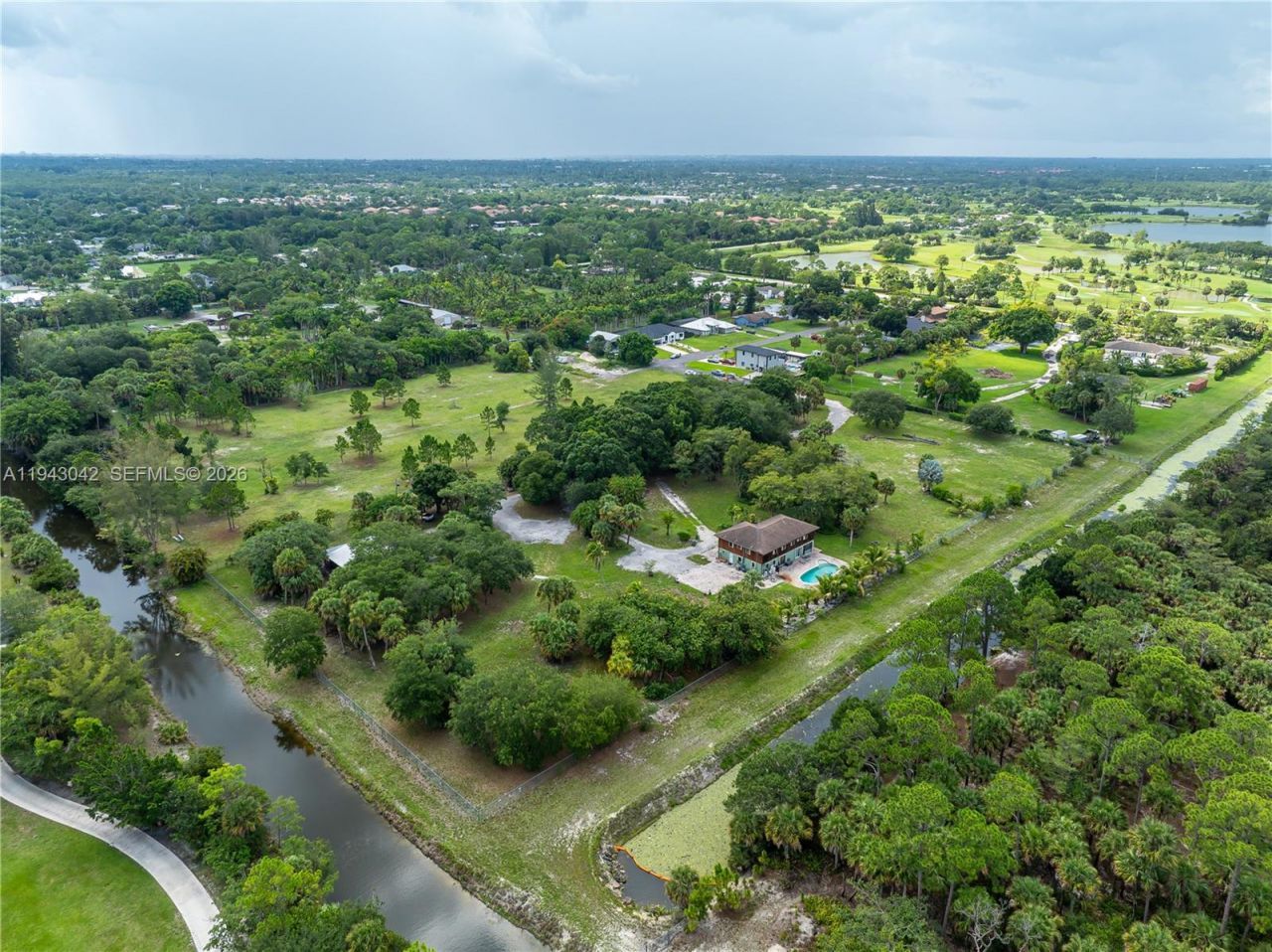 576 Marshall Rd, West Palm Beach, FL 33413 Photo