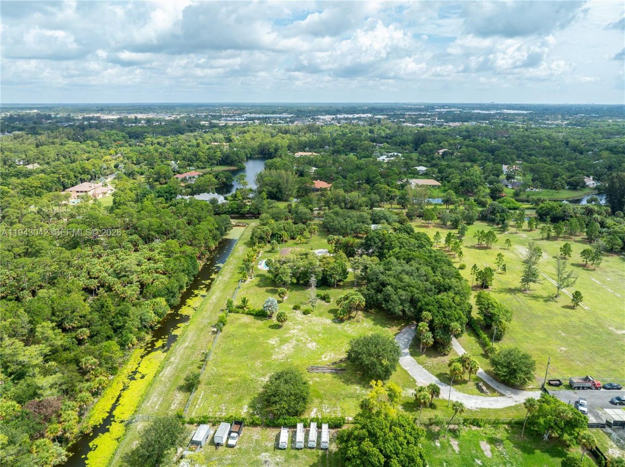 576 Marshall Rd, West Palm Beach, FL 33413 Photo