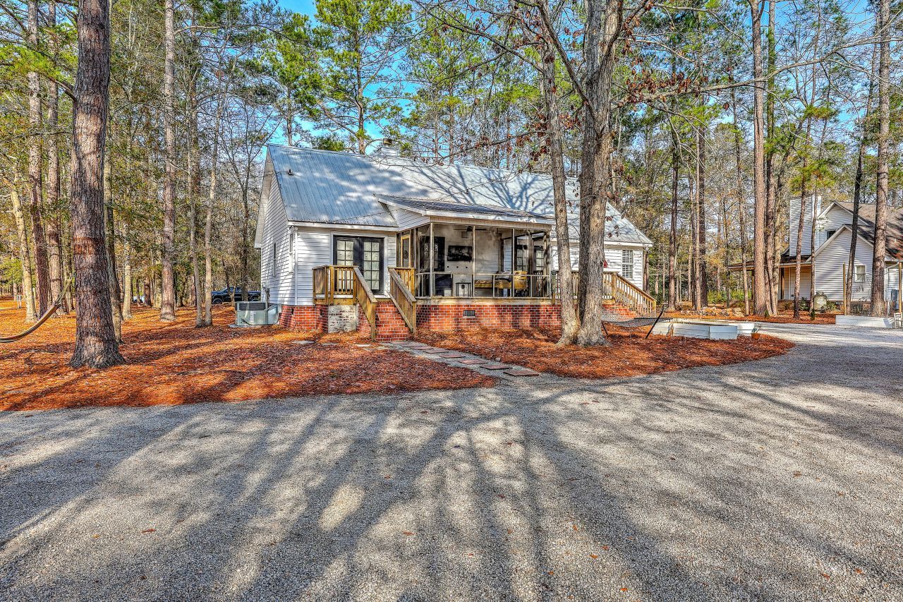 639 Lannie Lane Photo 32