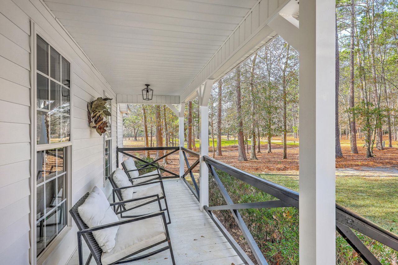 639 Lannie Lane Photo 4