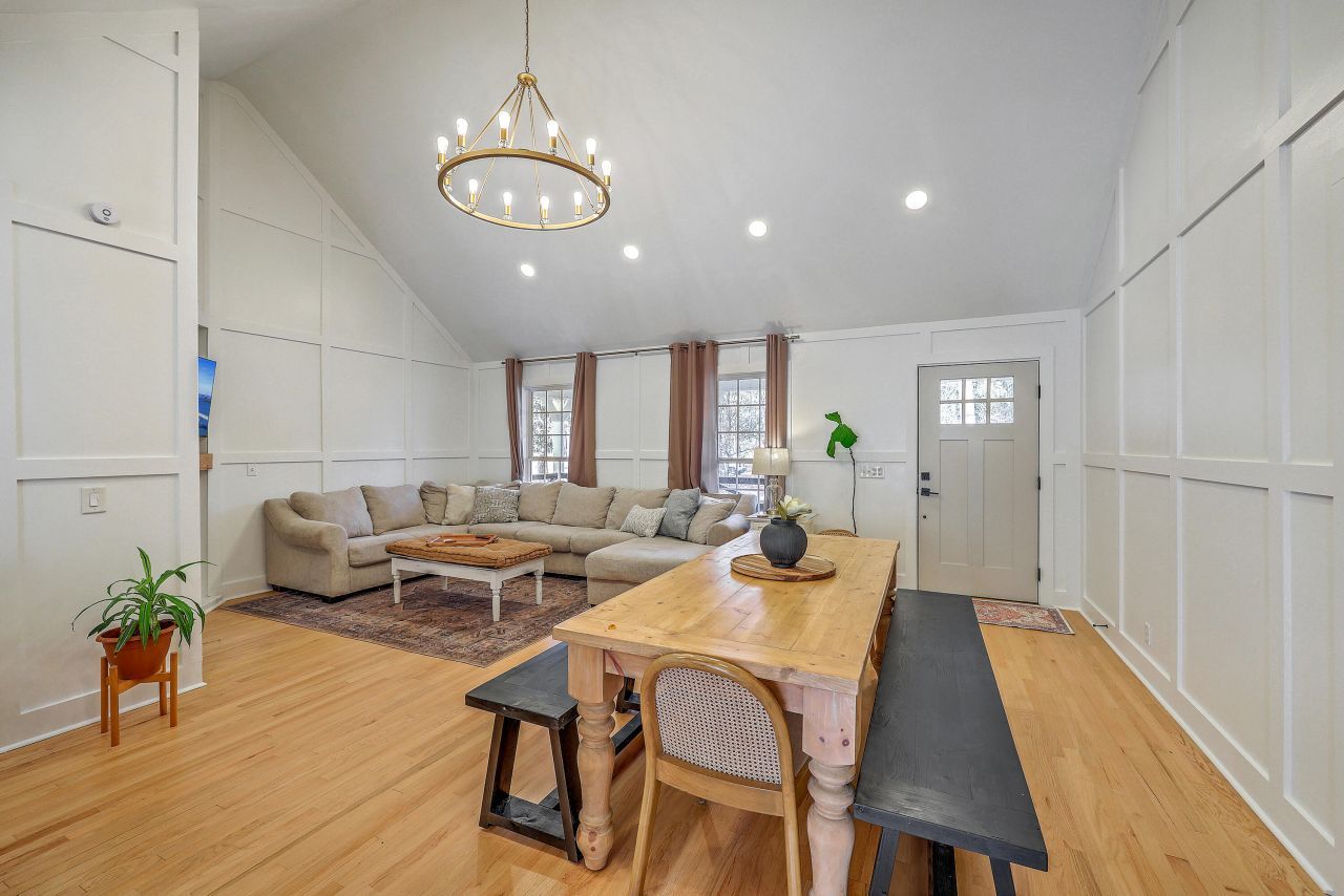 639 Lannie Lane Photo 7