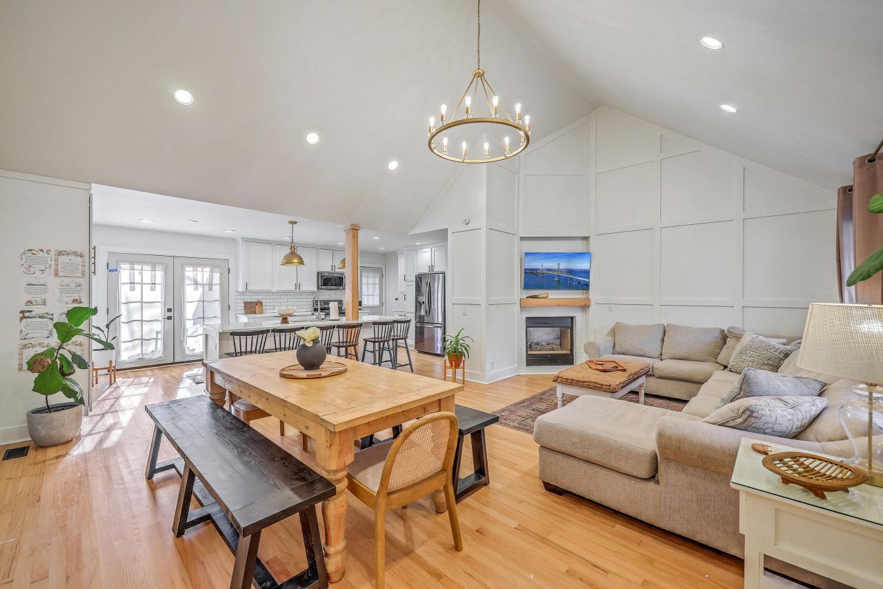 639 Lannie Lane Photo 8