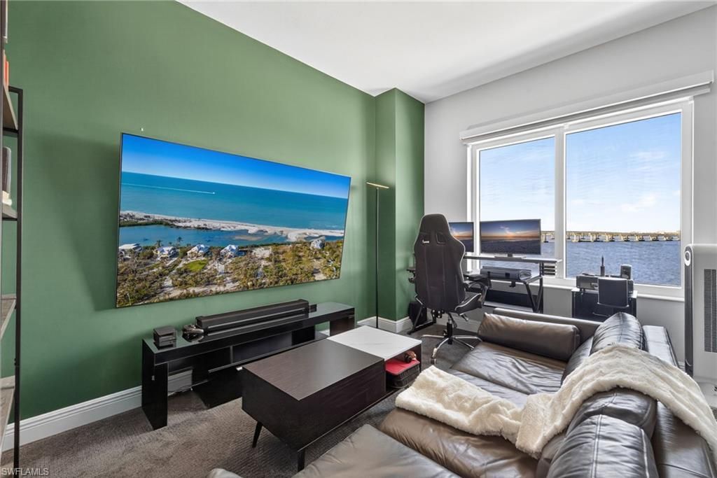 2743 1st St, Unit 502, Fort Myers, FL 33916 Photo