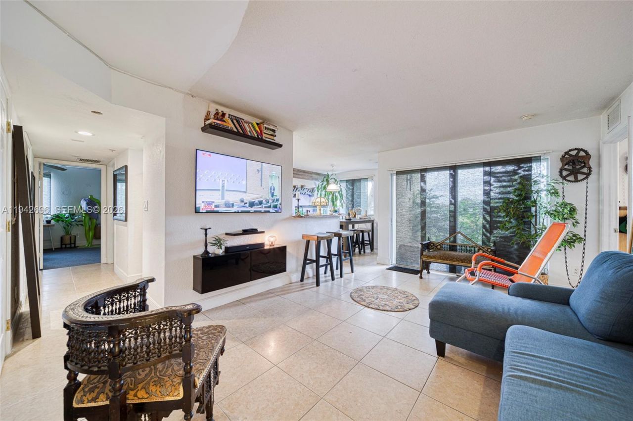 21150 SW 87th Ave, Unit 102, Cutler Bay, FL 33189 Photo