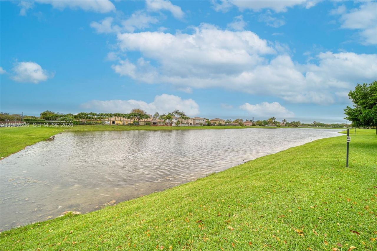 21150 SW 87th Ave, Unit 102, Cutler Bay, FL 33189 Photo