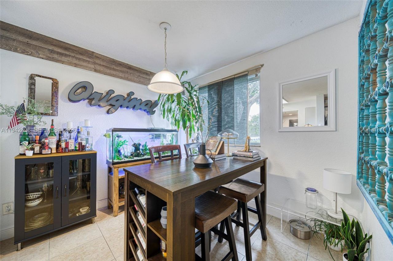 21150 SW 87th Ave, Unit 102, Cutler Bay, FL 33189 Photo