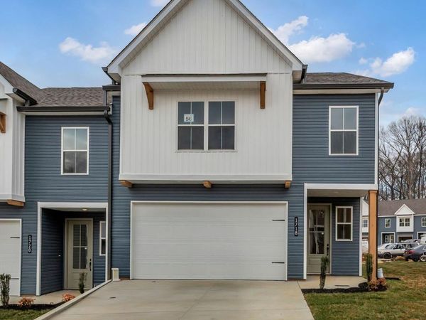 1718 Lateglow Way, Knoxville, TN 37931