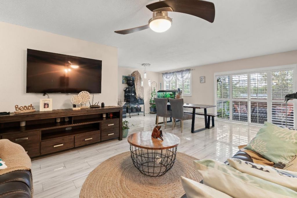 1400 Tallwood Avenue, Unit 206, Hollywood, FL 33021 Photo