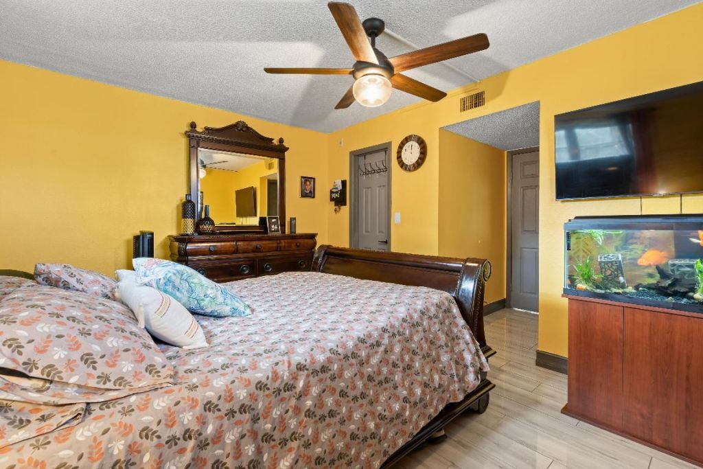 1400 Tallwood Avenue, Unit 206, Hollywood, FL 33021 Photo