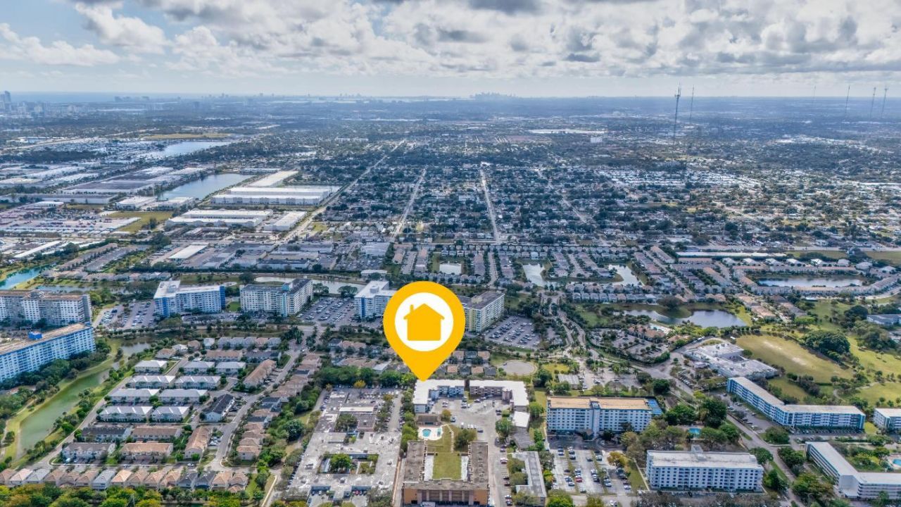 1400 Tallwood Avenue, Unit 206, Hollywood, FL 33021 Photo